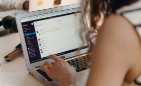 ¿Qué es un Prompt? Significado y aplicación en la era digital